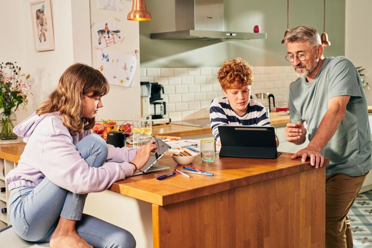 Tablet dla dziewczynki to także doskonałe narzędzie do nauki